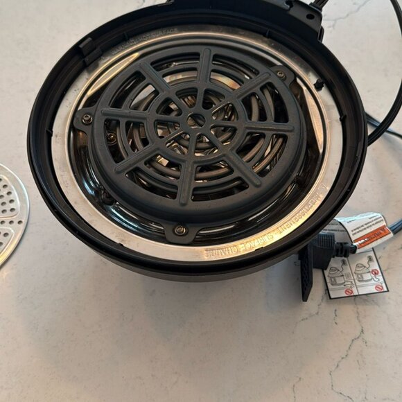 Instant Pot Air Fryer Lid - Picture 2 of 2